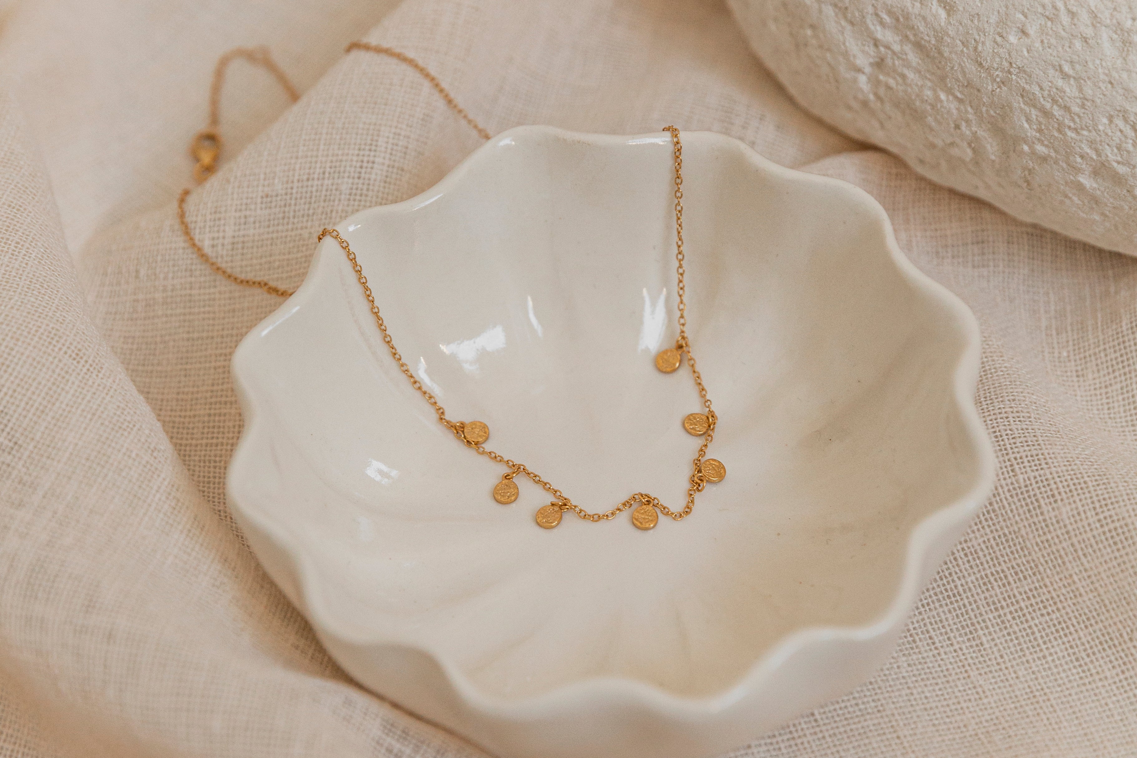 Choacker Sand Sand Choker Necklace – By Glaze